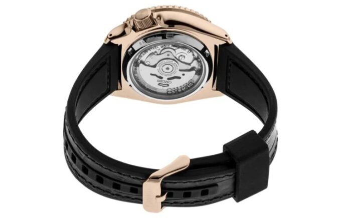 Nr. 5 Mechanische klassische Uhr Schwarz