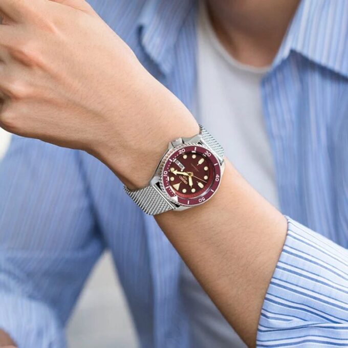 Nr. 5 Sports mechanische Uhr Weinrot